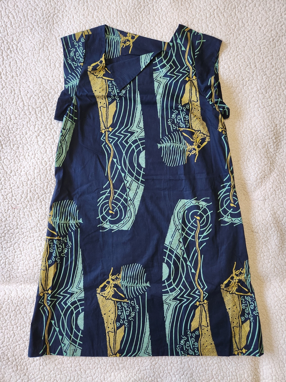Tutuvi Sea Life Print (Palapala'āina) Sheath Dress